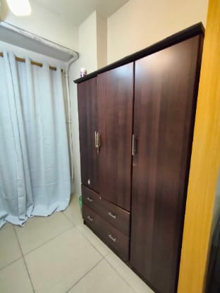 Rosver Hideaway Near MOA (5-10 minutes walk) Apartment in Pasay