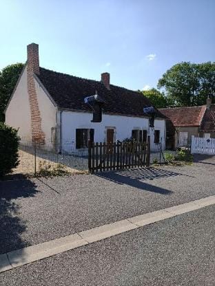 Charmant logement campagnard.Tranquilité,calme. Vacation rental in Centre-Val de Loire