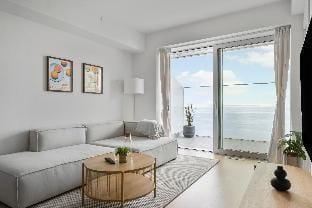 Endless ocean views with private balcony Apartment in Aarhus