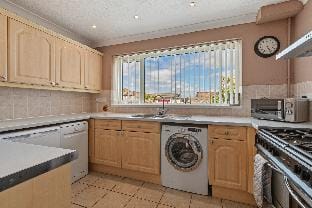 Roslen - Lovely Bungalow, Near Beach and Village Country House in Saundersfoot