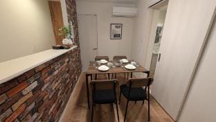 2min to Station, Easy Access Namba/KIX/Kyoto/Nara Vacation rental in Osaka