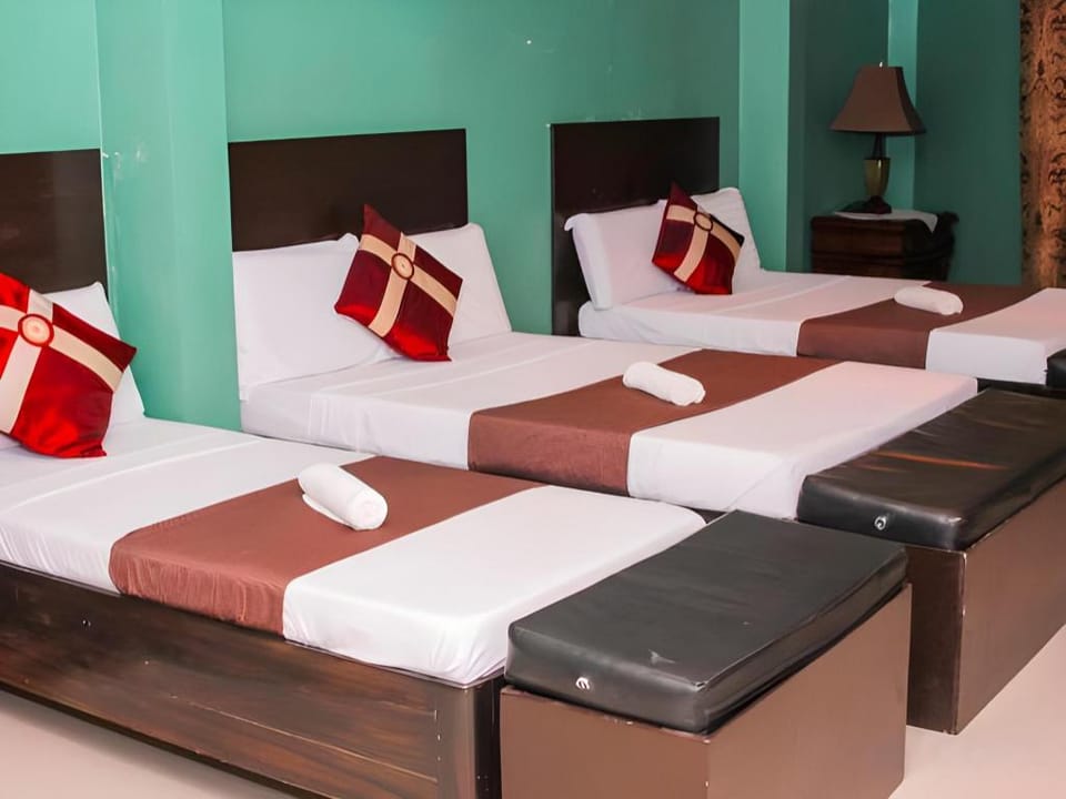 RedDoorz @ Dream Haven Bed & Breakfast Hotel in Northern Mindanao