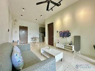 Country Garden Danga Bay-2Bedroom/4Pax/PoolView Vacation rental in Johor Bahru
