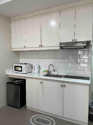 Deluxe Suite at Bel Air Soho D10Q18 Apartment in Makati