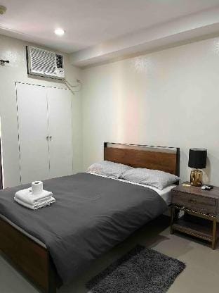 Deluxe Suite at Bel Air Soho D10Q18 Apartment in Makati