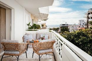 BDR SV Elegance & Luxury Apt with Shared pool Apartment in South Athens