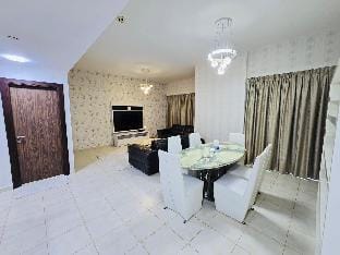 Two BR OPUS View access Bay Avenue Mall Near Metro Apartment in Dubai