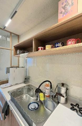 A [Sometime_Sinchon] 홍대, 신촌 새로 올리모델링 화이트, 원목 하우스 Villa in Seoul