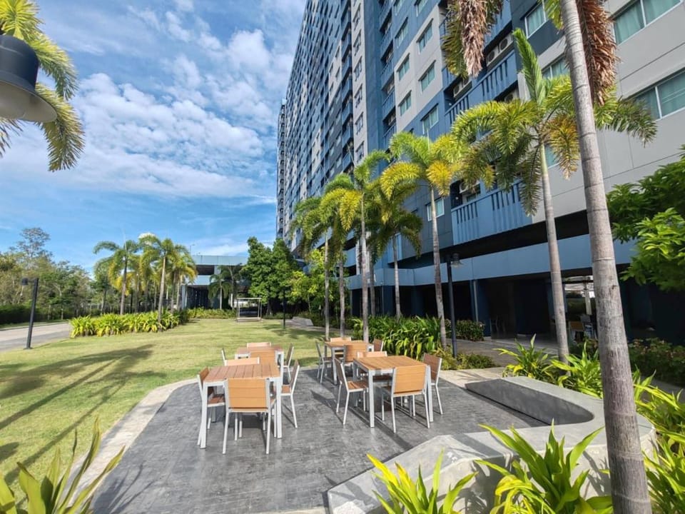 Lumpini Seaview Cha-am Sabai Sabai Apartment in Thailand