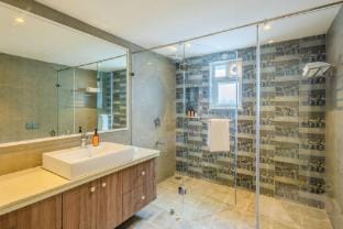 BHK with Pool, 1.5 km from Thalassa | Casa Amour Villa in Goa, India
