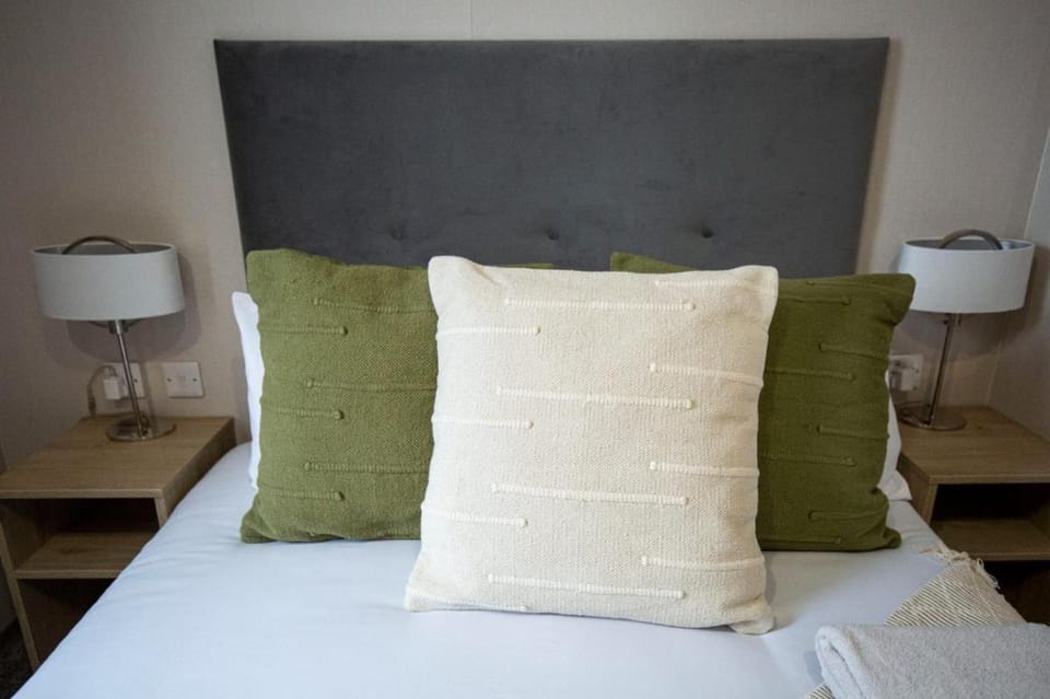 Grantown Get Away - SJA Stays - Modern 2 Bed Static Vacation rental in Scotland