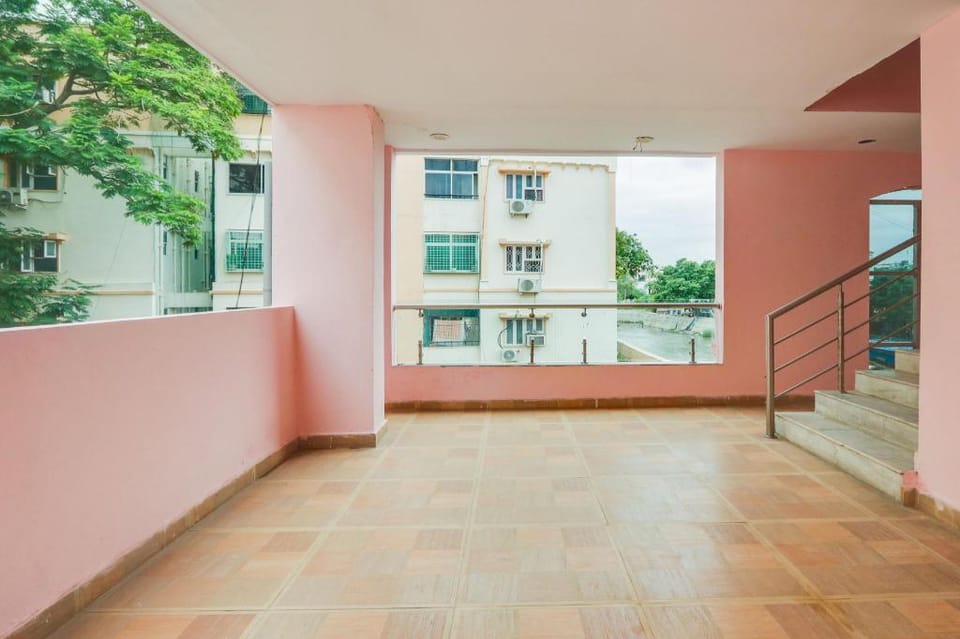 Hotel O Shirdi Blissful Residency Hotel in Hyderabad