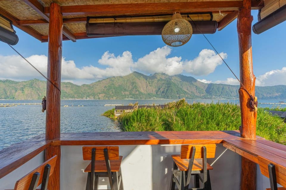 D Sila's Tepi Danu Villas Kintamani & Natural hot spring Lodge in Karangasem Regency