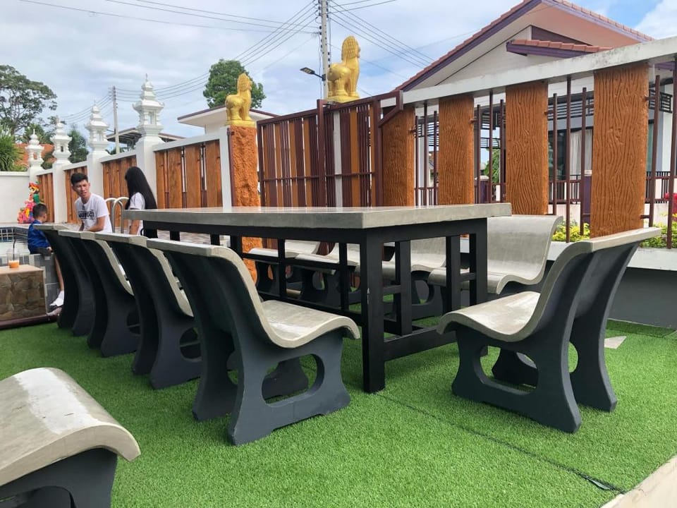 THE NICE POOL VILLA Vacation rental in Chon Buri Changwat