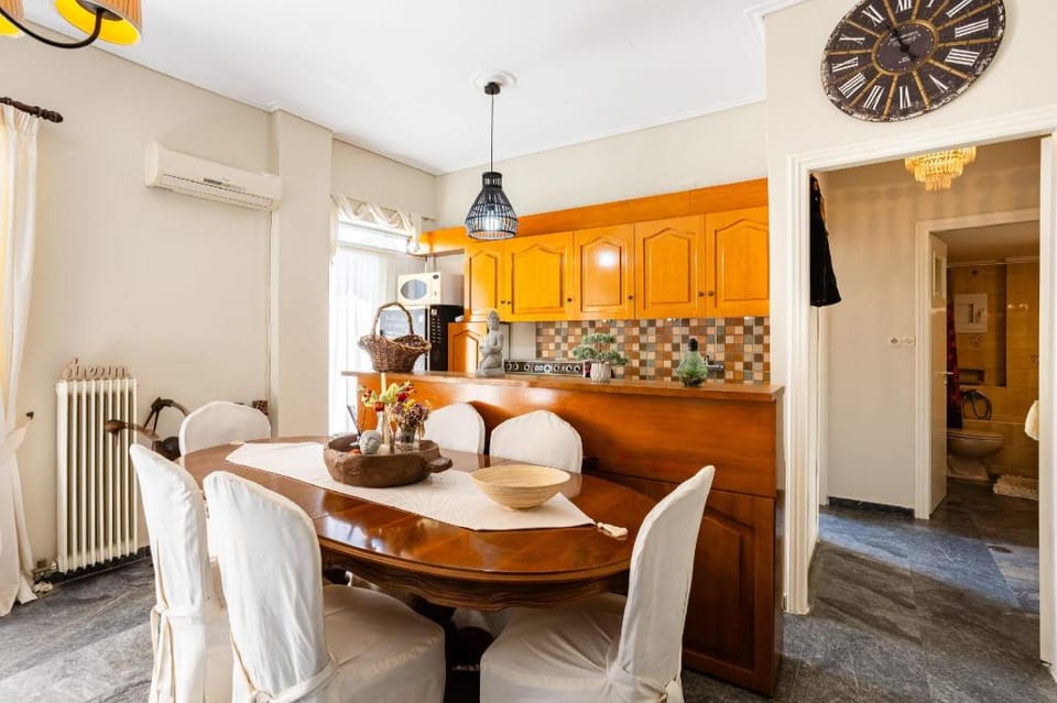 Vicky   s Cozy Nest  Your Home by the Sea Apartment in Messenia