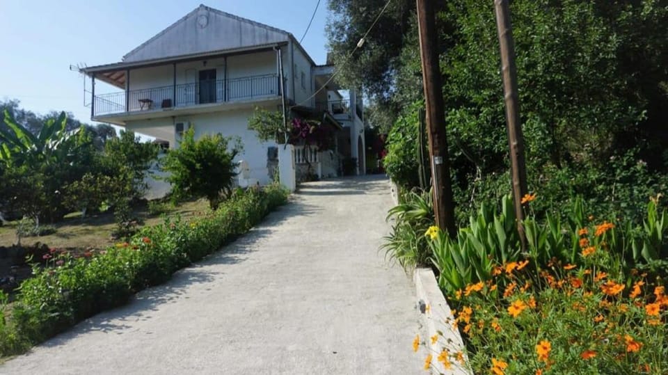 Corfu s Calm Oasis - Serene Retreat Apartment in Corfu, Greece