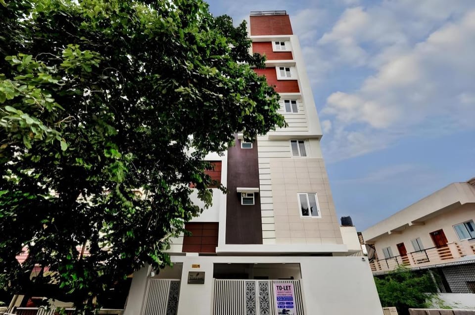 Room2Go Hotel in Bengaluru