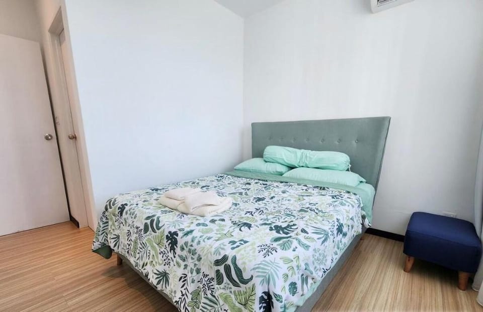 Ayyash Homestay wbalcony |freewifi @ Metrocity Apartment in Kuching