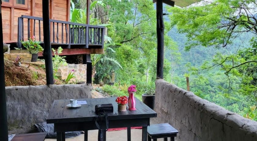Woodland Hideaway in Sinharaja Hotel in Southern Province