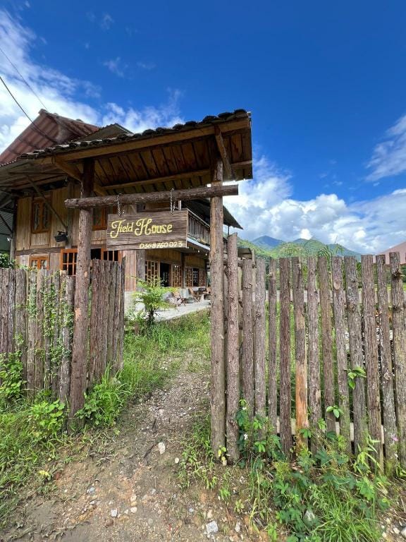 Field House Country House in Laos