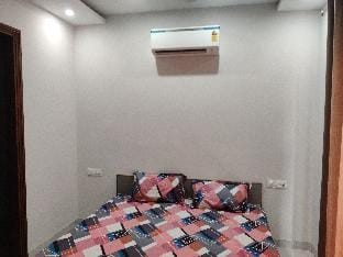 Makkar Homestay Girls only  Vacation rental in Punjab, India