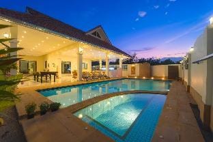 Private 3 Bedroom Pool Villa (PV7) Villa in Hua Hin District