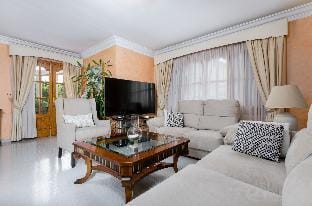 Villa Teulera in Palma de Mallorca Villa in Palma