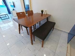 The Wave 2BR 4 Pax A07 - TVBox/Poolview/Parking Apartment in Malacca