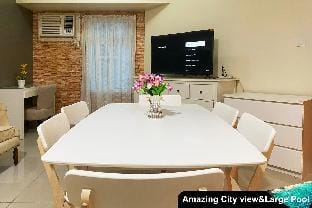 Amazing L-1BR Trion Tower2 BGC Pool Gym Washing 8N Apartment in Makati