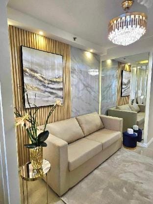 Eros Suite by YourNest @ Shore 2 (Netflix + Wifi) Vacation rental in Pasay
