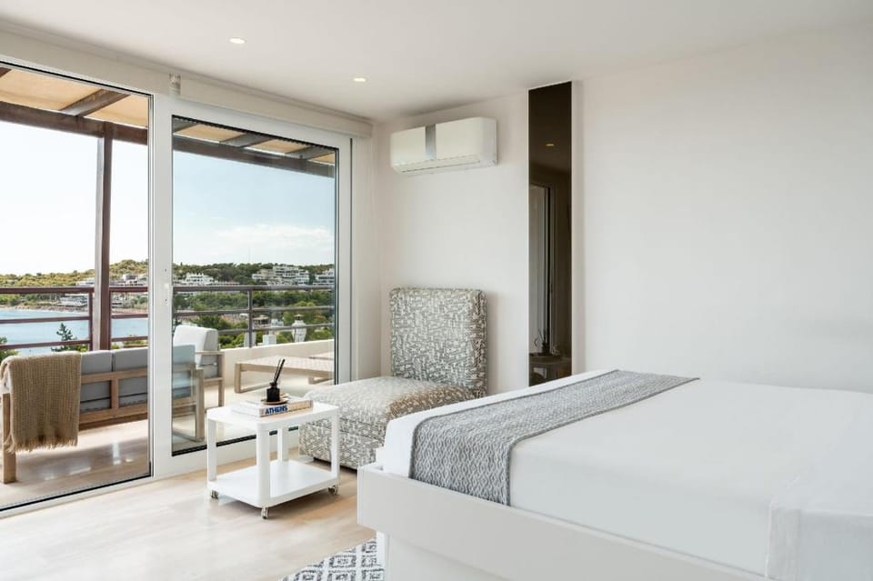 Athens Riviera Bay View Suite By The Olon Apartment in Vouliagmeni