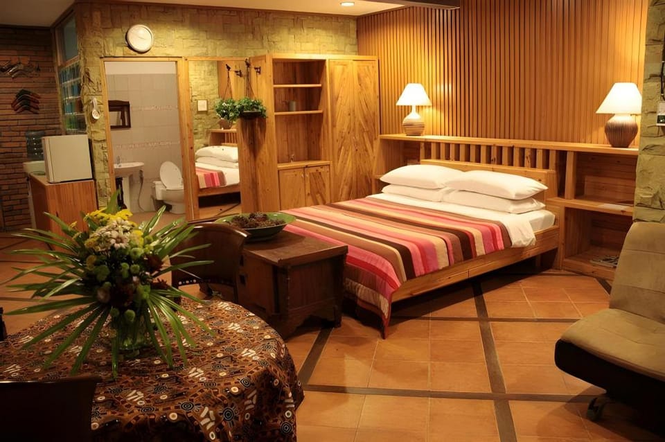 The Pinewood Lodge & Organic Farm Hotel in Cisarua