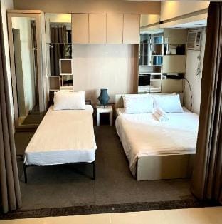 GrandRivieraSuite 1BR | USEmbassy,SLEC,PGH| #2801 Apartment in Manila City