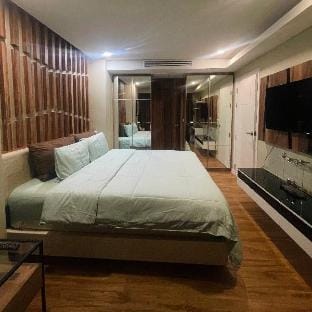 Dusit Grand Park 1 Apartment in Pattaya City
