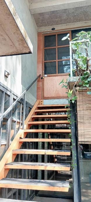 Garden View above Cafe Whole Floor Apartment.  Apartment in Vientiane