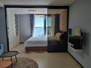 Yeosu U-top U-BlessJC81-1 美친오션뷰요트무료 예약후20%할인 프리미엄 Apartment in South Korea
