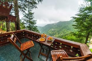 StayVista at Chalet Rushli Villa in Uttarakhand