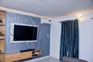 1 Bedroom-Apartment with KingSize Bed Vacation rental in Lagos
