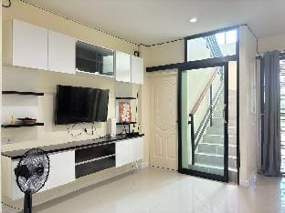 ทาวน์โฮมม่วนใจ๋แม่โจ้ Vacation rental in Thailand
