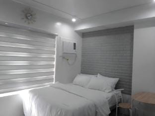 Oceanview Condo: Bacolod City Apartment in Bacolod