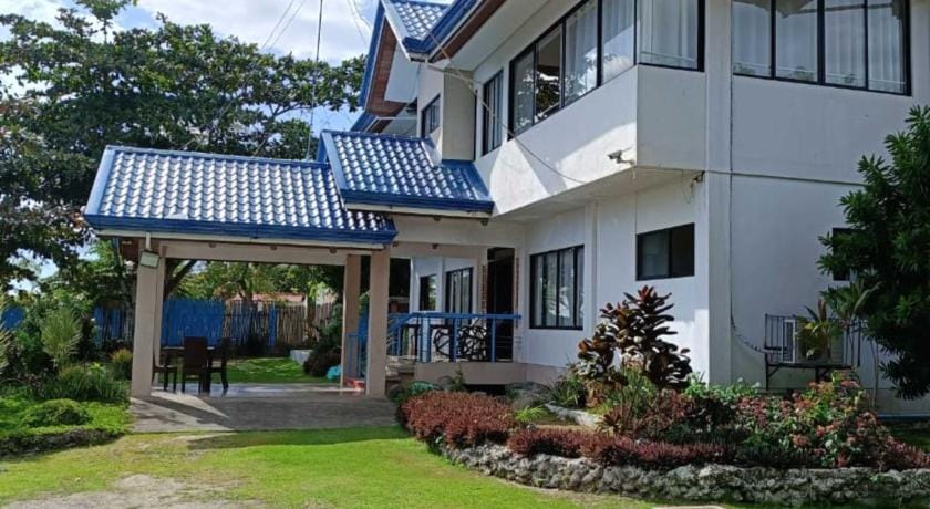 Seaheart Guesthouse Apartment in Central Visayas