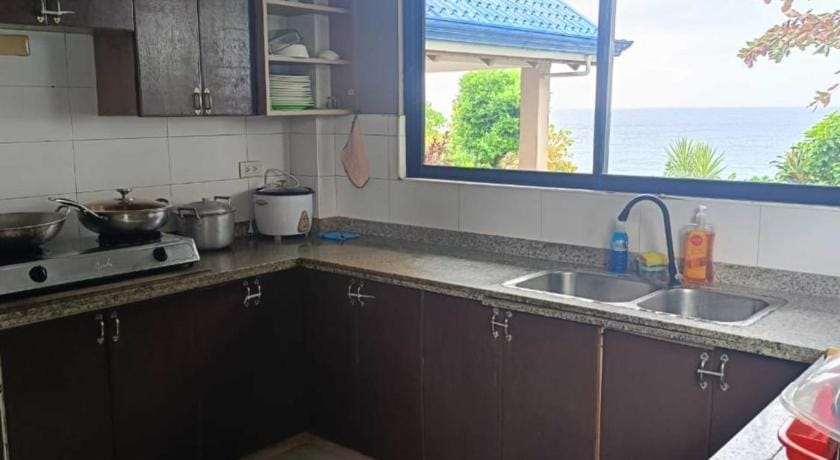 Seaheart Guesthouse Apartment in Central Visayas