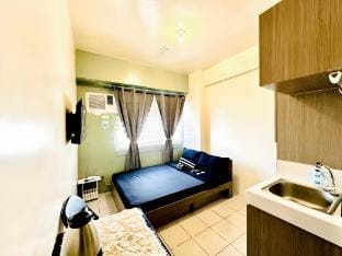 Urban Deca Towers EDSA Unit 3302 Apartment in Mandaluyong