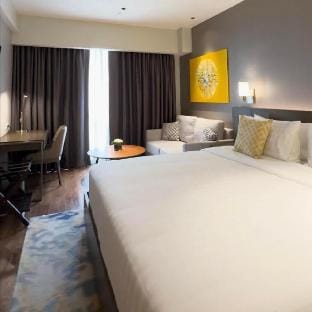 The Hotel Residences at Acqua Apartment in Mandaluyong