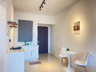 Jovial Cozy Studio 2810B @Meritus Residence Apartment in Penang