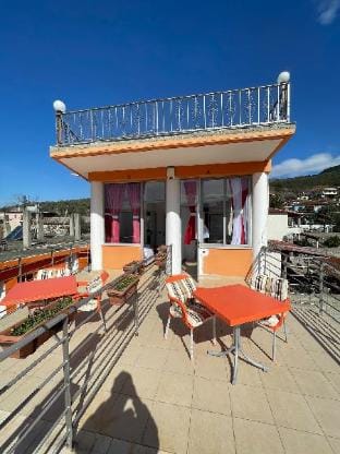 Hotel “Mete”. The cheapest you could find today. Vacation rental in Vlorë County, Albania
