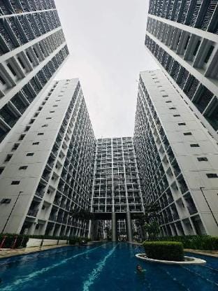 Humphreys Comforts | w/Pool | Near MOA & Airport Apartment in Pasay
