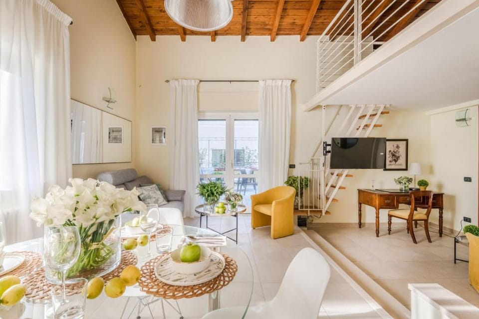 San Concordio Terrace Apartment in Capannori