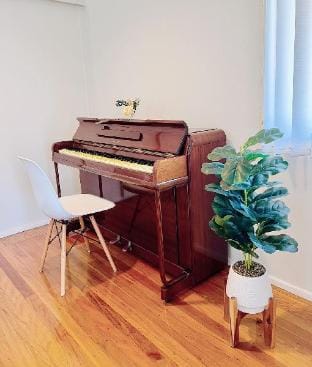 Family Cottage Near Westfield Villa in Brisbane