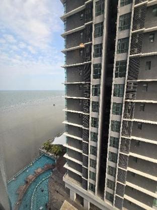 SWISS BELL KUANTAN RM 180 WEEKDAYS  RM300 WEEKEND  Apartment in Pahang, Malaysia